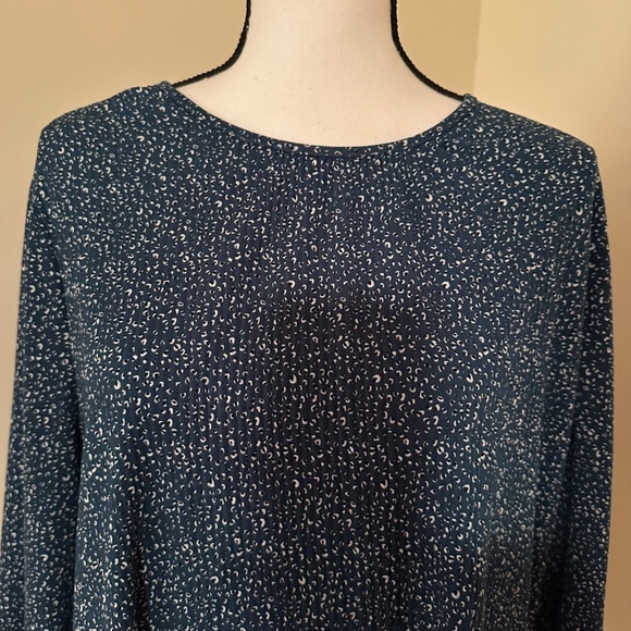 *ADRIANNA PAPELL* Blue Print Long Sleeve Shirt Size Large - Picture 2 of 7